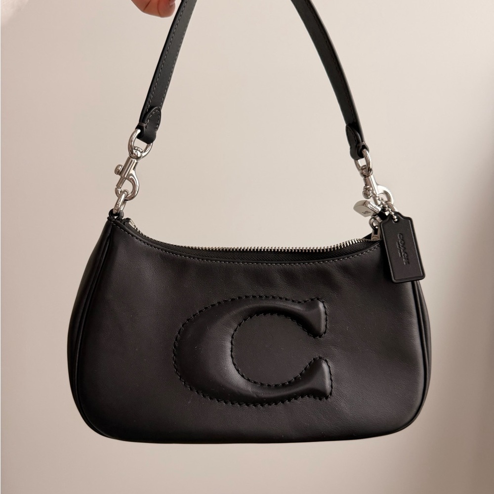 Coach Teri Black Leather Shoulder Bag